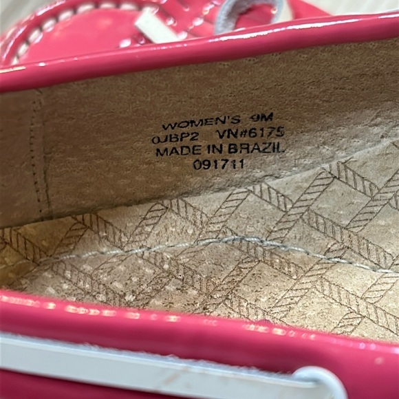 L.L. Bean Old Money Barbie Patent Leather Slip-On Boat Shoes Moccasin Loafers 9 - Picture 10 of 11
